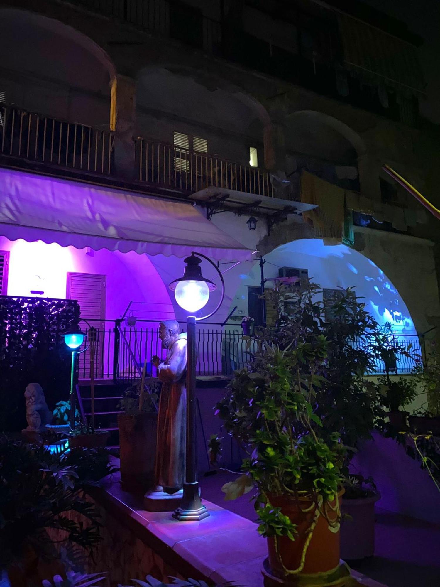 Castellano Apartment Наполи Екстериор снимка