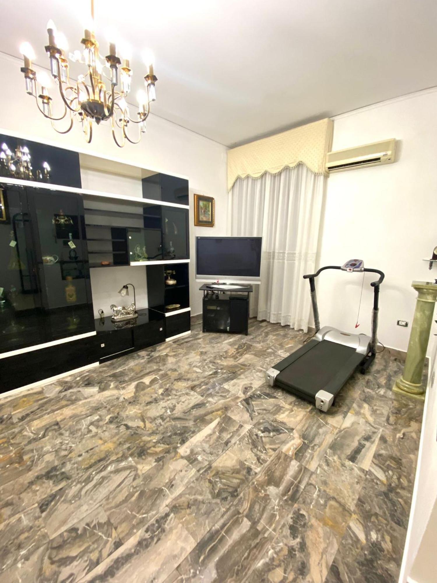 Castellano Apartment Наполи Екстериор снимка
